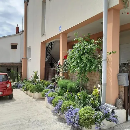 公寓 Luna Maris 扎达尔